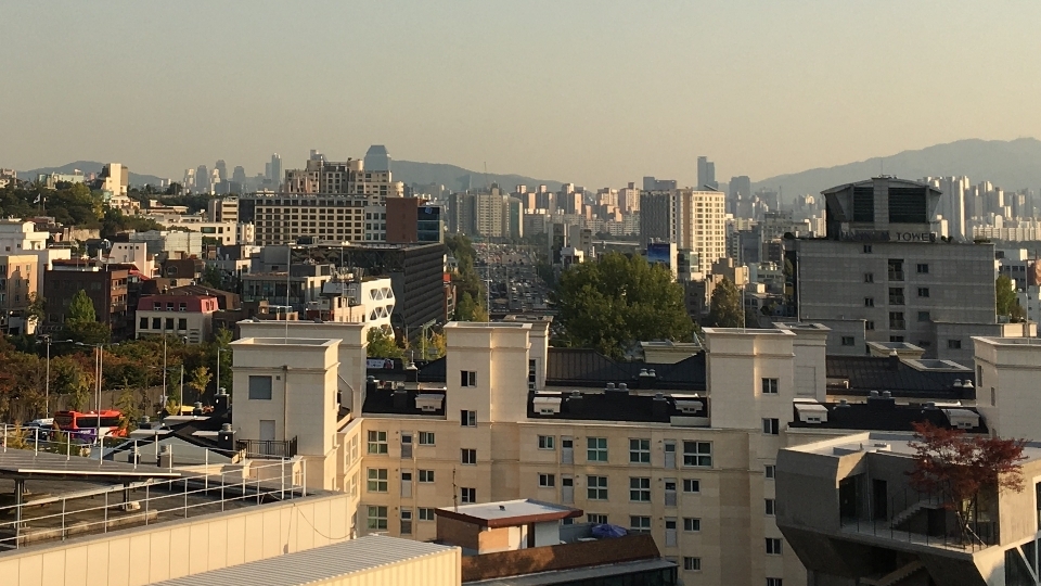 itaewon cityscape