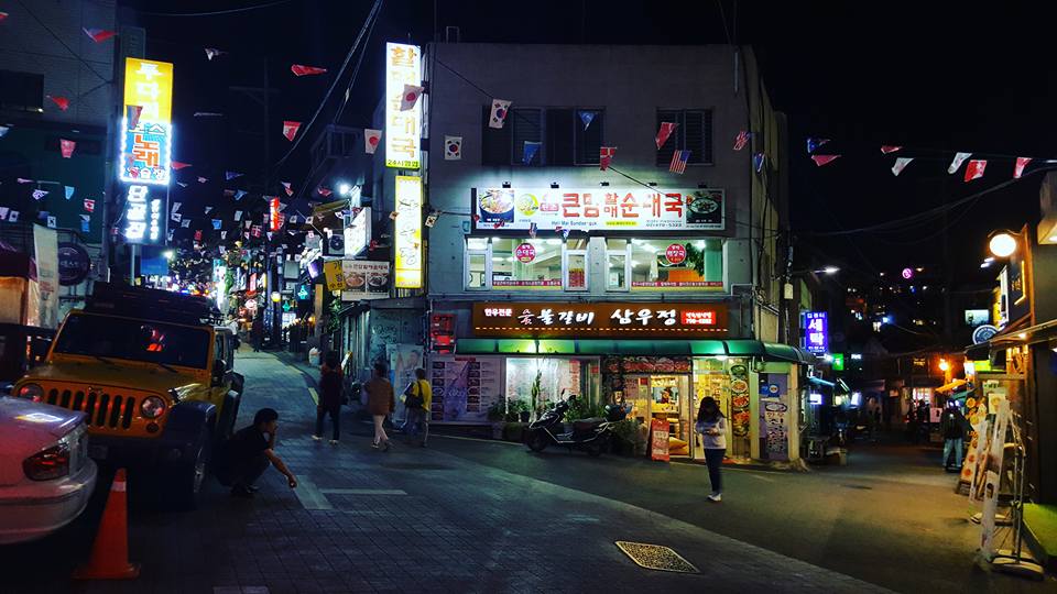 itaewon street at night
